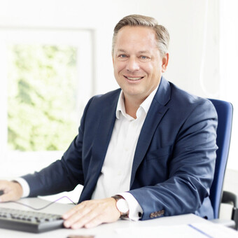 Hendrik Soehler von Bargen posiert vor der Kamera