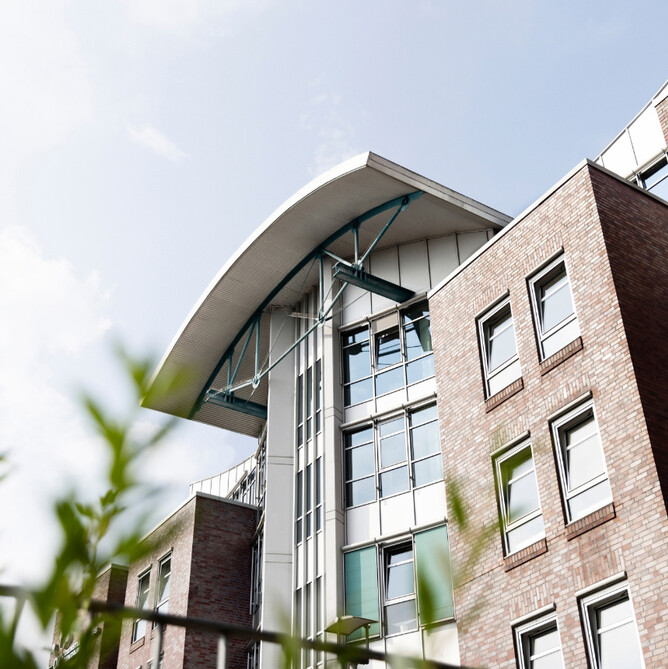 Blick auf das ttp Gebäude in Flensburg